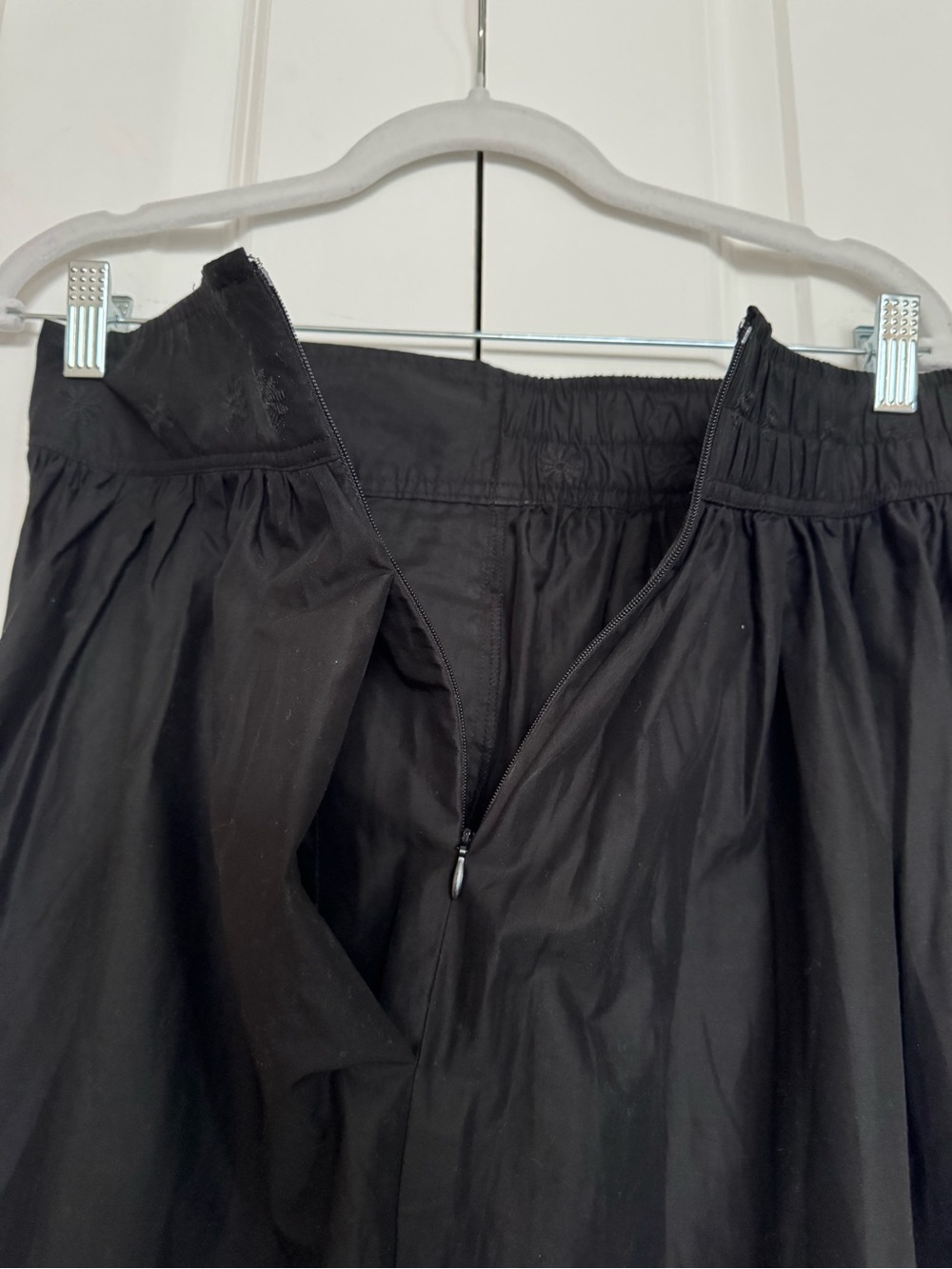 Caroline Constas 2Piece Black
Embroidered Cotton Set Top & Midi
Pants Size M NWT - Picture 9 of 16
